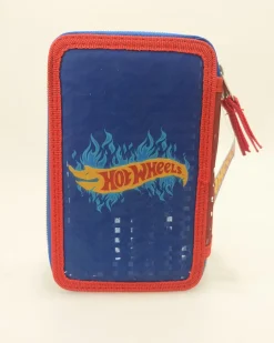 Astuccio Con Tre Cerniere E Tre Scomparti Di Hot Wheels, In Robusto Poliestere, Completo Di Cancelleria, 18 Pennarelli File Giotto E 18 Matite Colorate
