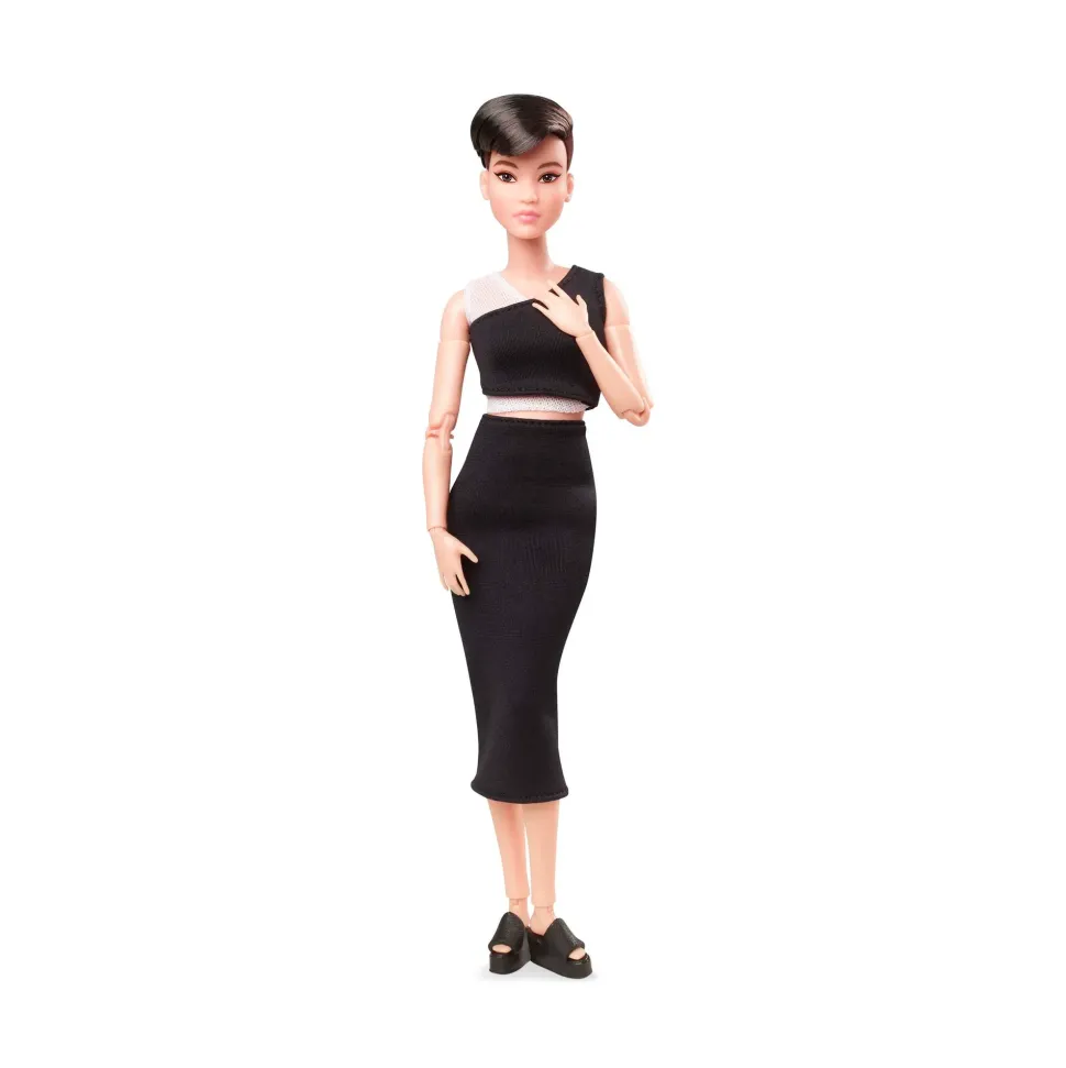 Barbie, Bambola Barbie Signature Barbie Looks Snodata, Petite, Castana, Giocattolo Per Bambini 6+ Anni, Gxb29