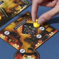 Hasbro Gaming Cluedo Escape Il Club Dell'Illusionista, Gioco Di Mistero In Versione Escape Room