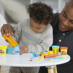 Play-Doh, La Fabbrica Del Divertimento, Playset Di Attivita Manuali, Pasta Modellabile In 3 Colori