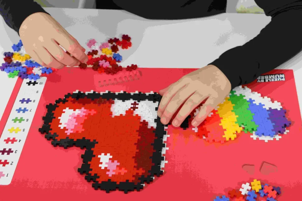 Plus-Plus Puzzle Hearts 250Pcs